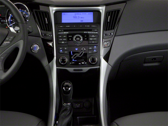 2013 Hyundai SONATA SE