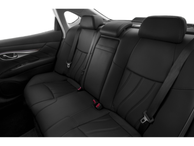 2018 INFINITI Q70 3.7 LUXE