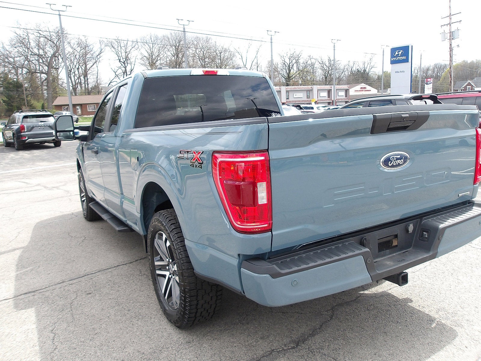 2023 Ford F-150 Base