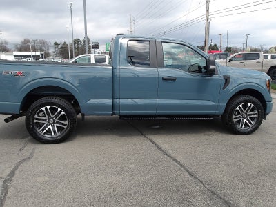 2023 Ford F-150 Base
