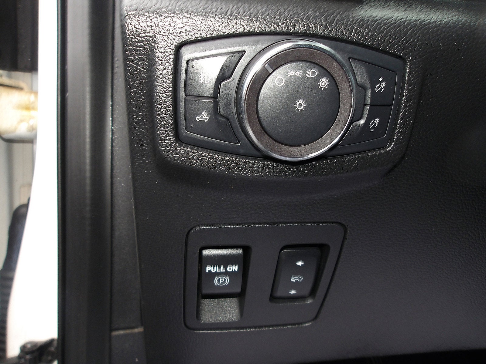 2019 Ford F-150 Base