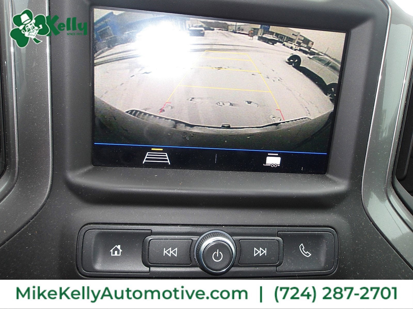 2022 Chevrolet SILVERADO Custom