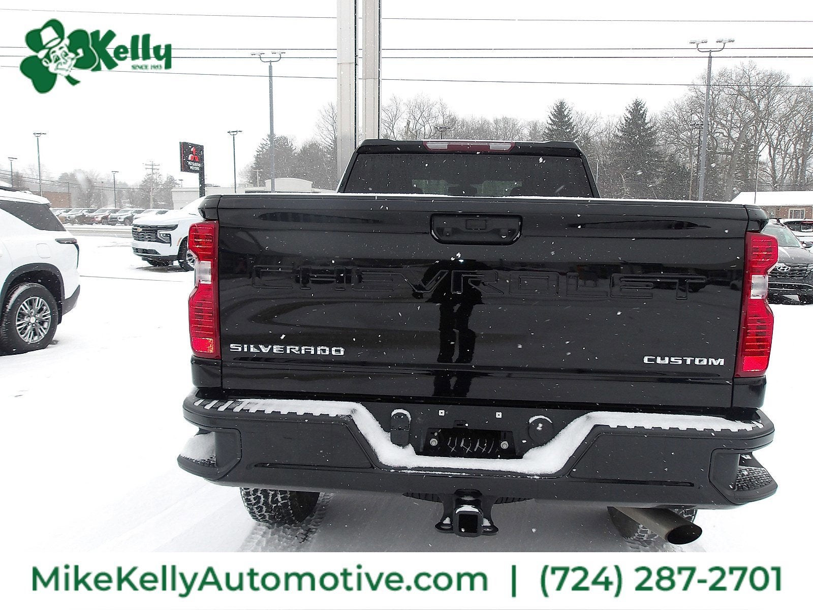 2022 Chevrolet SILVERADO Custom