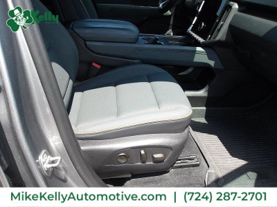 2024 GMC Acadia AWD AT4