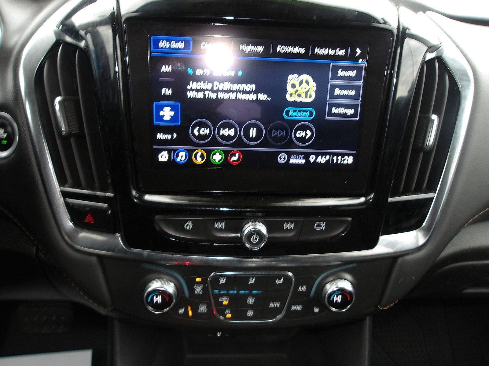 2020 Chevrolet Traverse LT Cloth