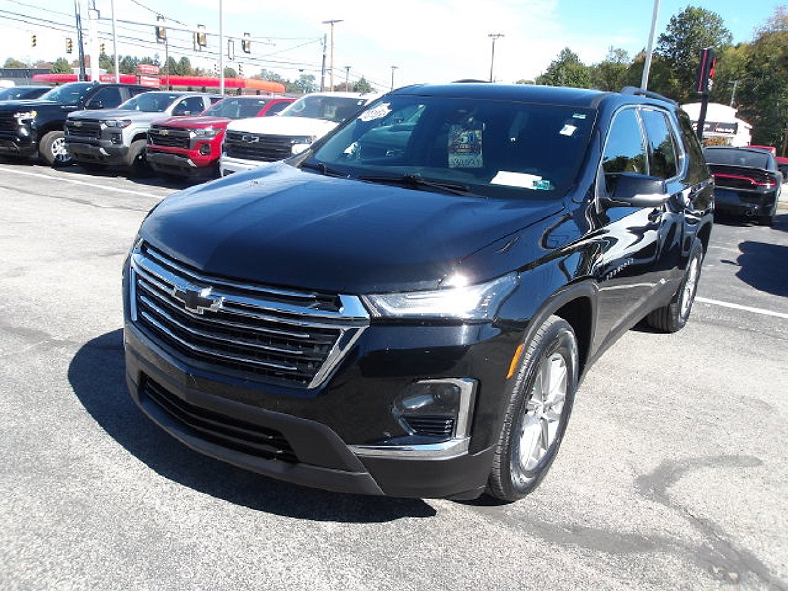 2023 Chevrolet Traverse LT Cloth