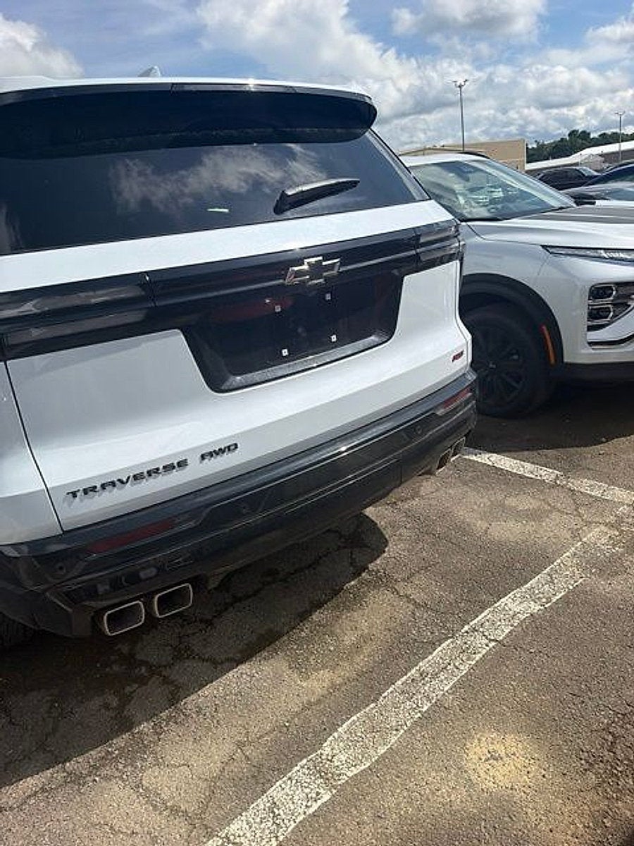 2026 Chevrolet Traverse AWD RS