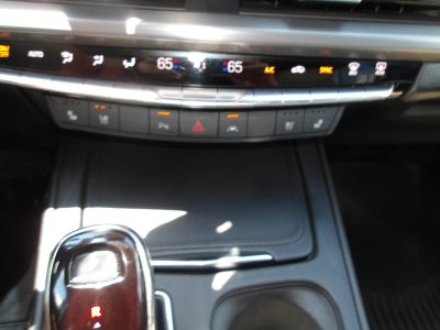 2024 Cadillac XT4 AWD Premium Luxury