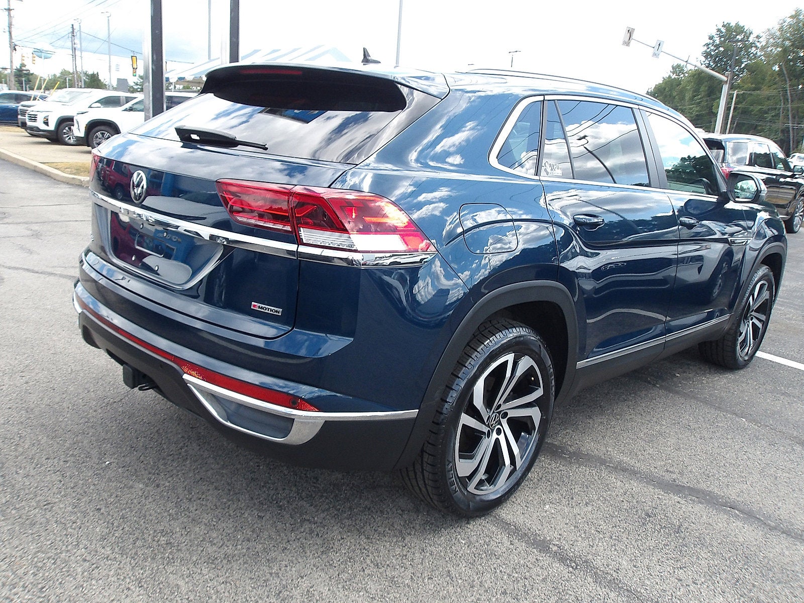 2022 Volkswagen Atlas Cross Sport 3.6L V6 SEL