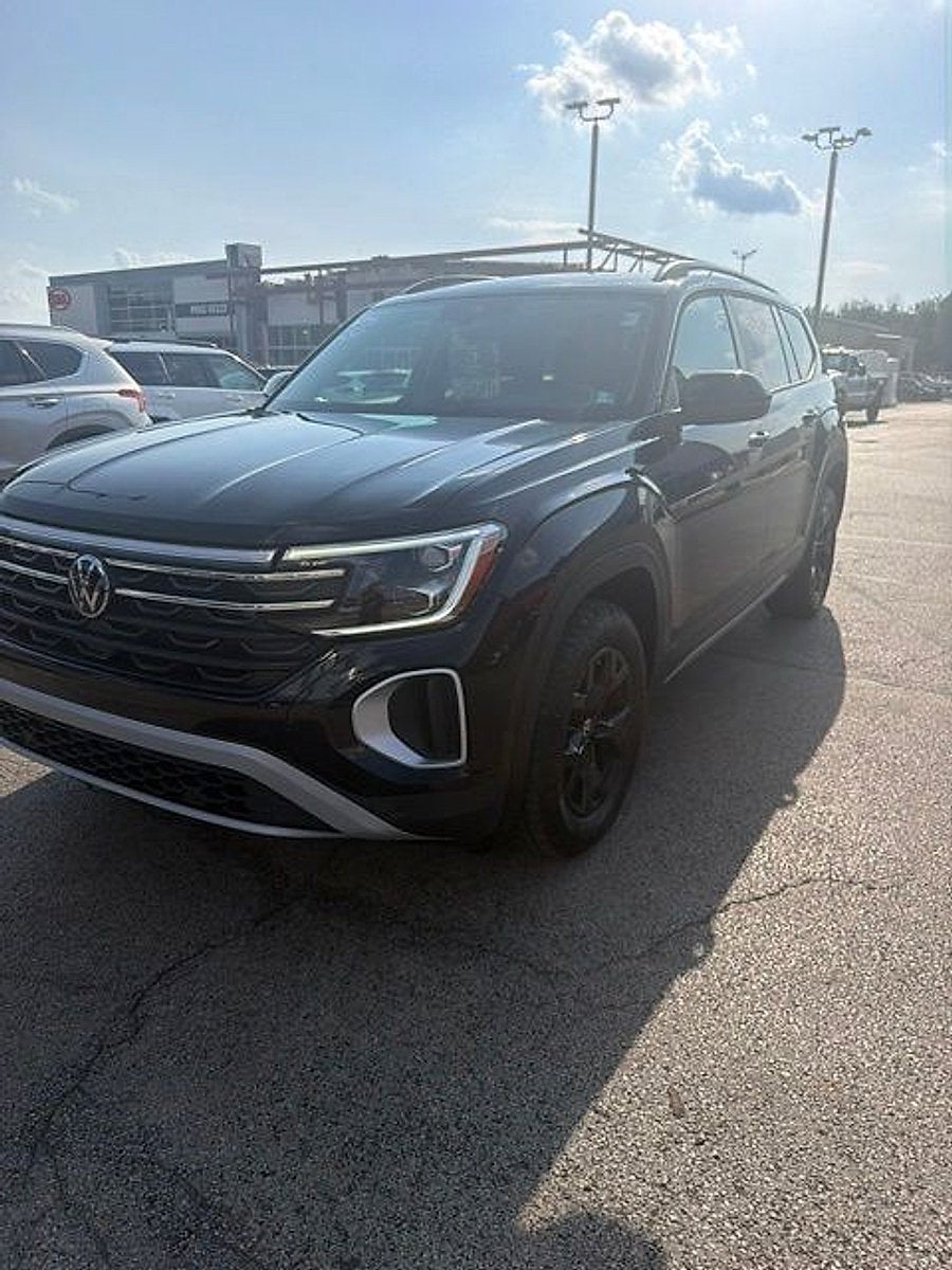 2025 Volkswagen Atlas 2.0T Peak Edition