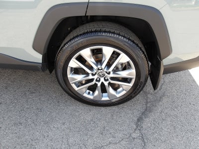 2022 Toyota RAV4 XLE Premium