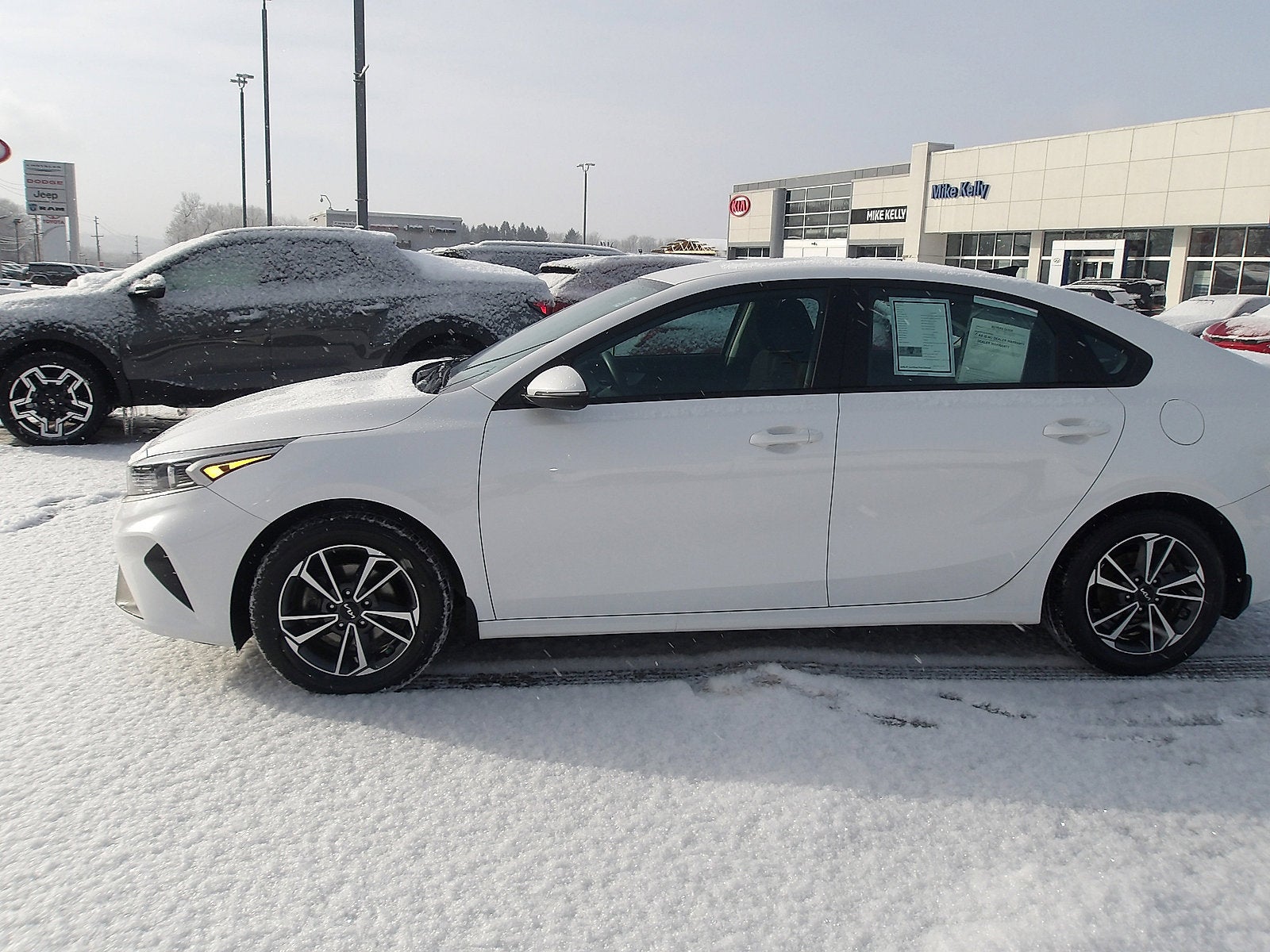 2023 Kia Forte LXS