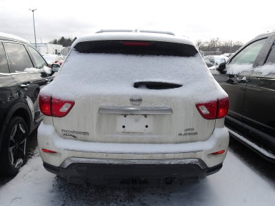 2020 Nissan Pathfinder Platinum