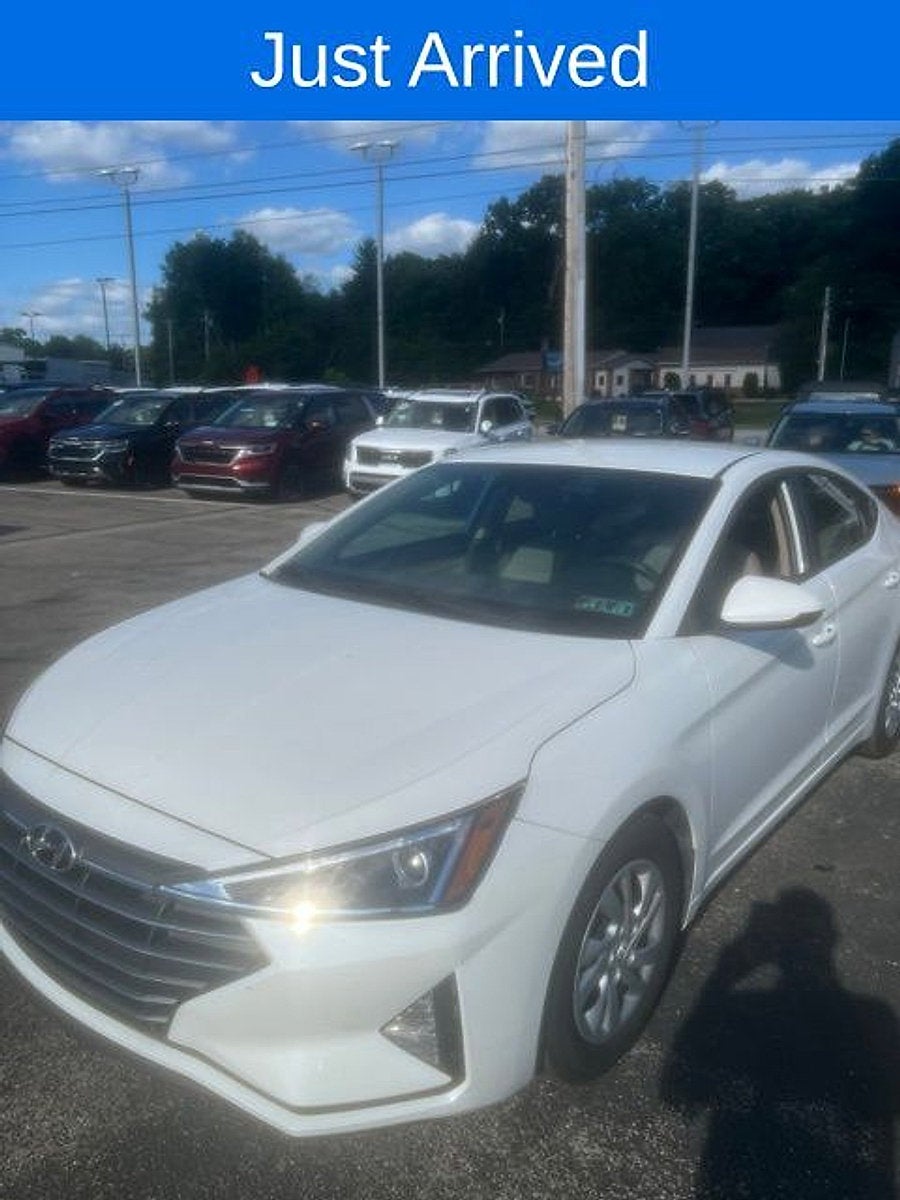 2020 Hyundai ELANTRA SE
