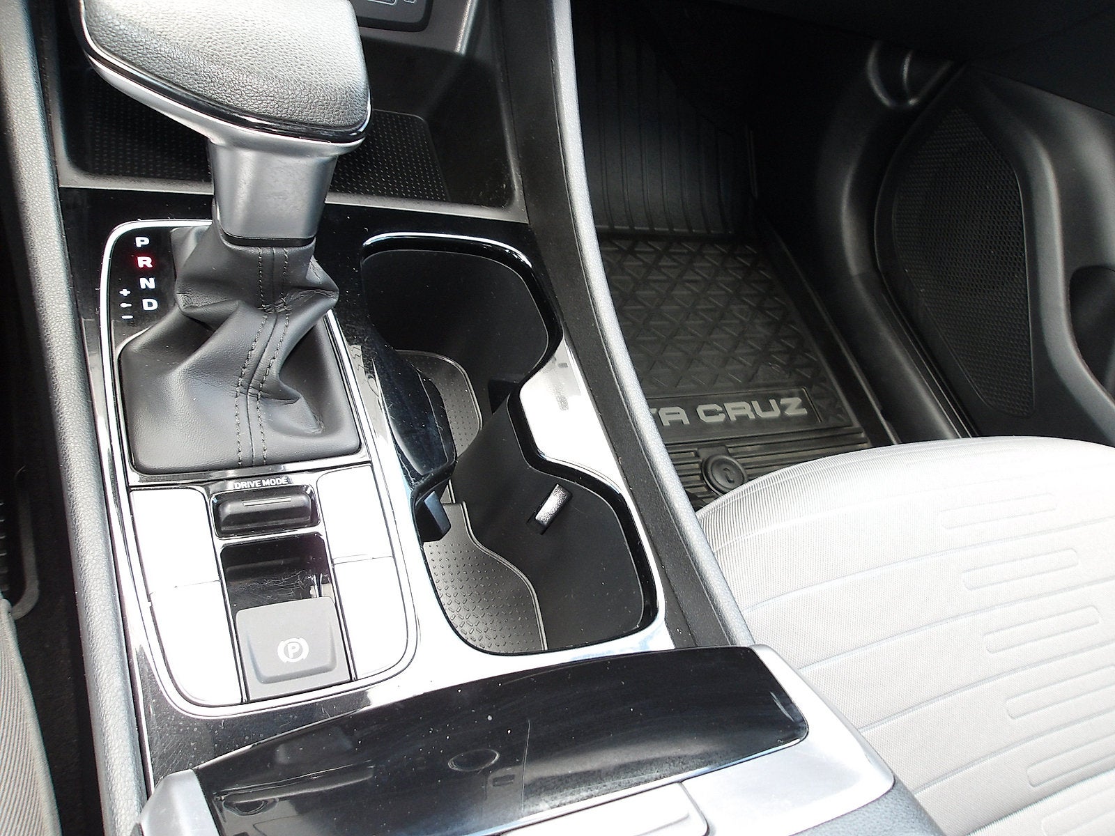 2023 Hyundai SANTA CRUZ SE