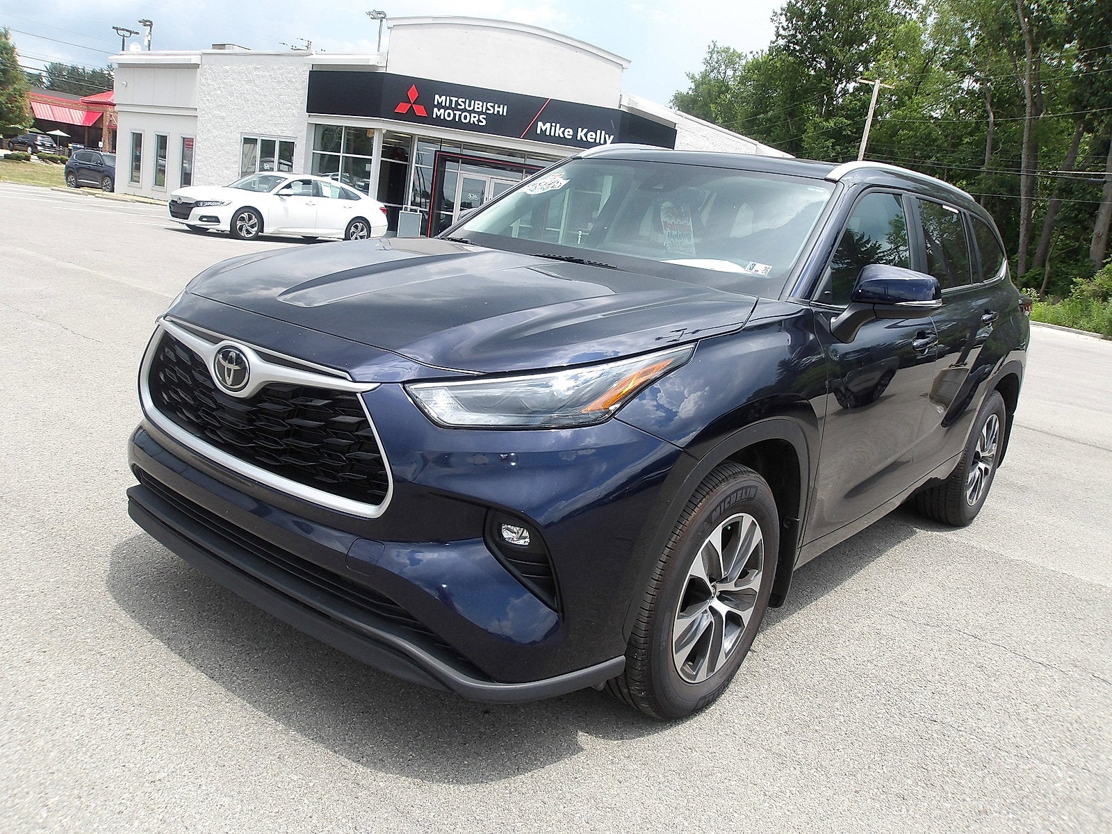 2024 Toyota Highlander Base