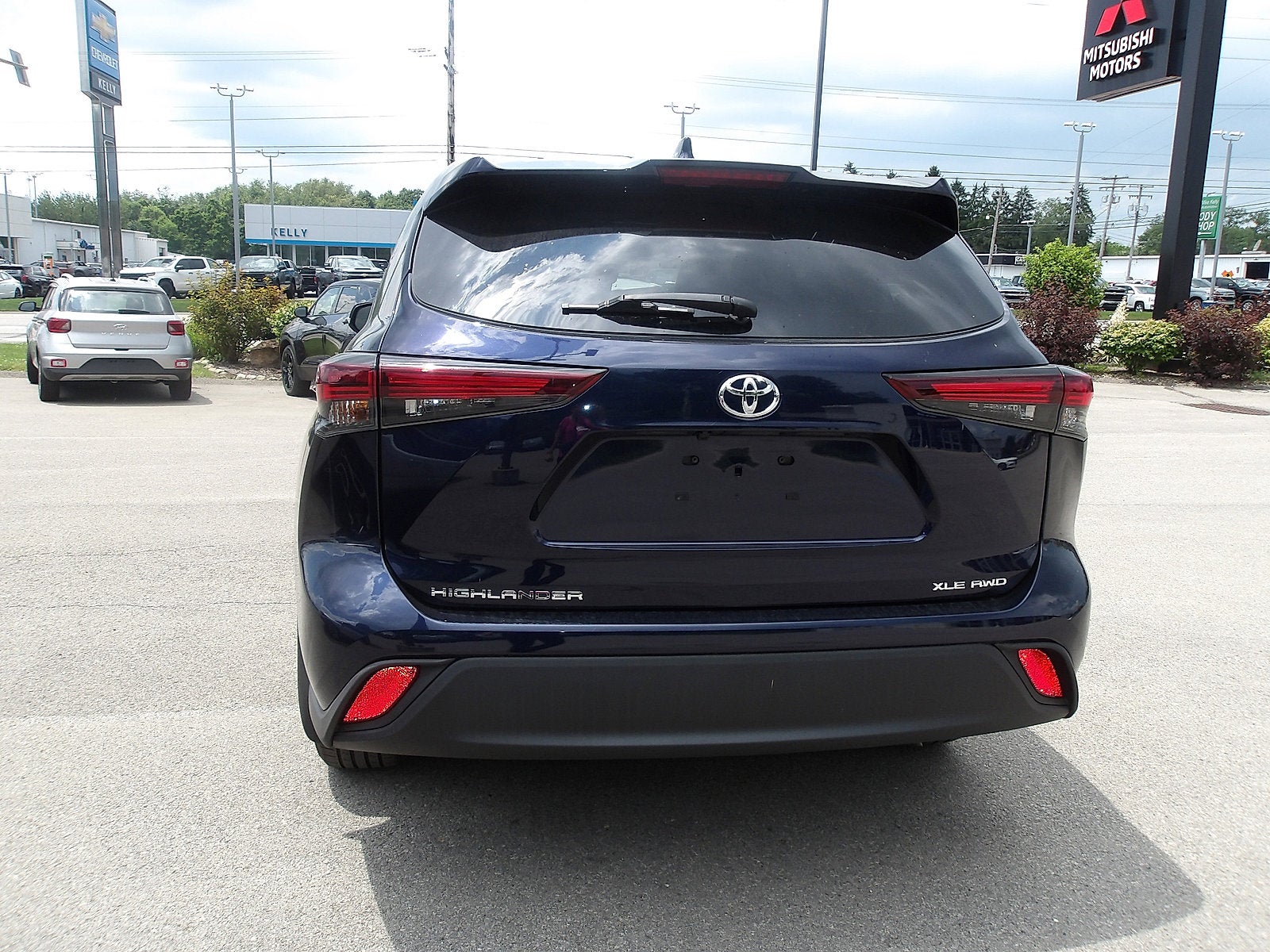 2024 Toyota Highlander Base