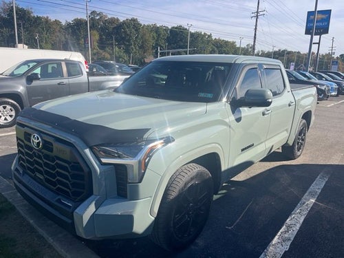 2022 Toyota Tundra 4WD SR5