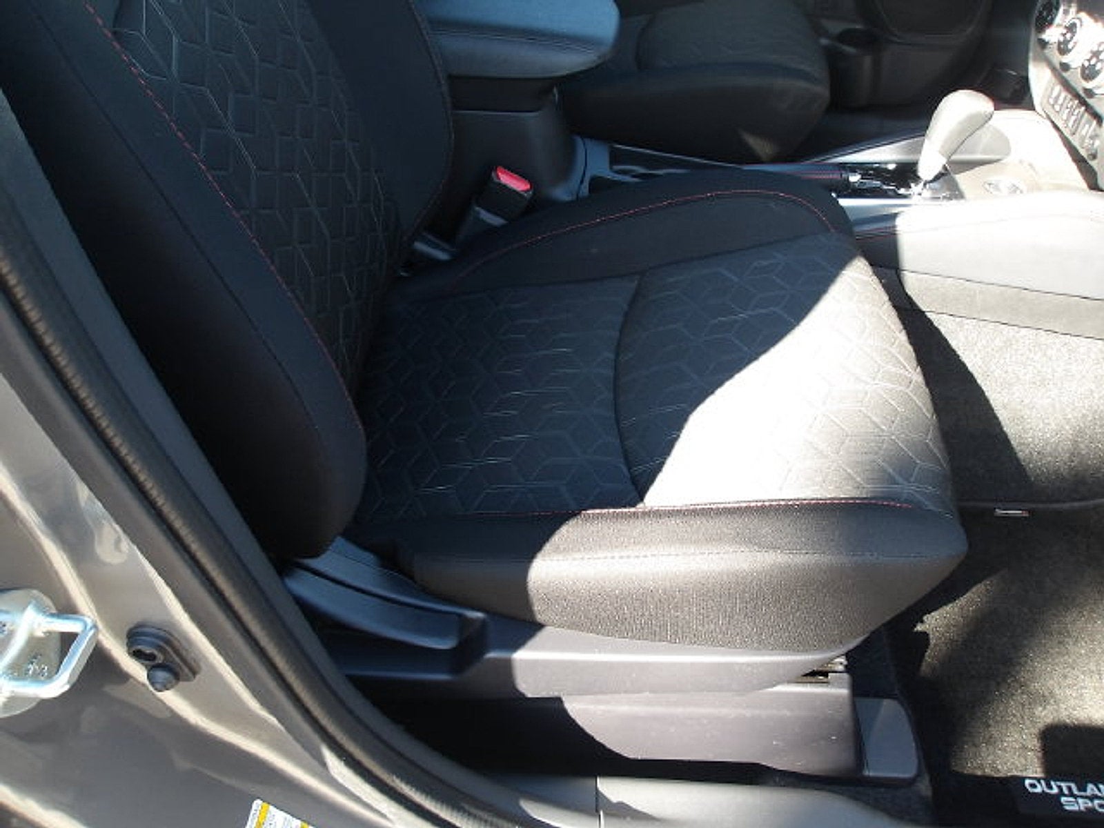 2025 Mitsubishi Outlander Sport 2.0 LE