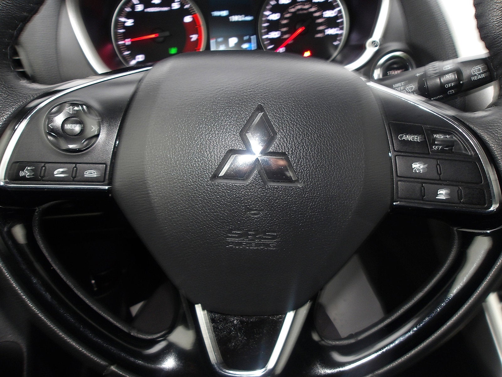 2024 Mitsubishi Eclipse Cross Base