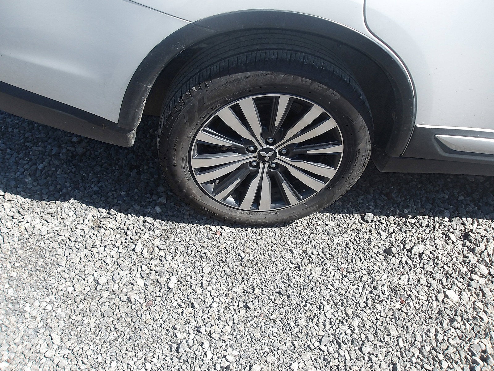2020 Mitsubishi Outlander Base