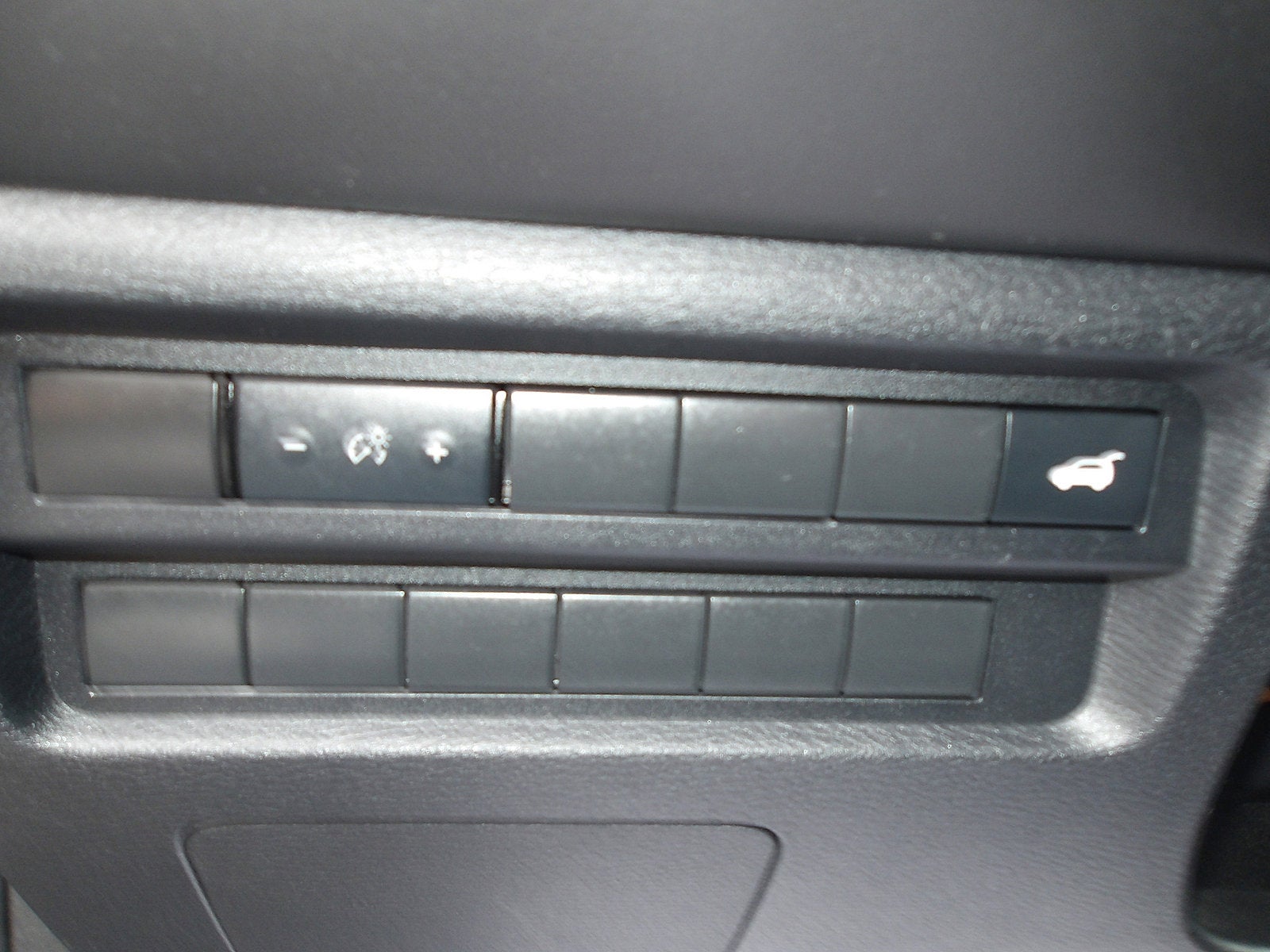 2023 Mitsubishi Outlander Base
