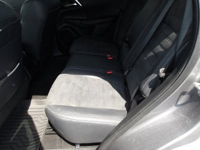 2022 Mitsubishi Outlander Base