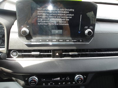 2022 Mitsubishi Outlander Base