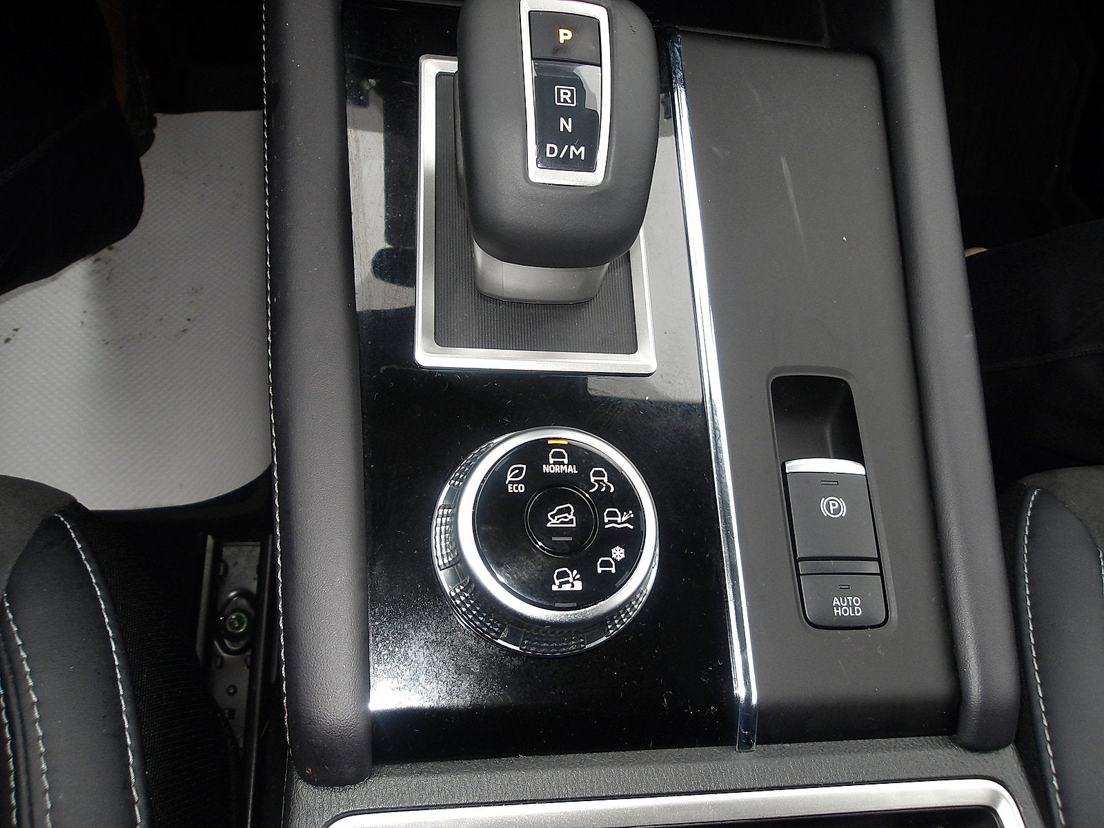 2024 Mitsubishi Outlander Base