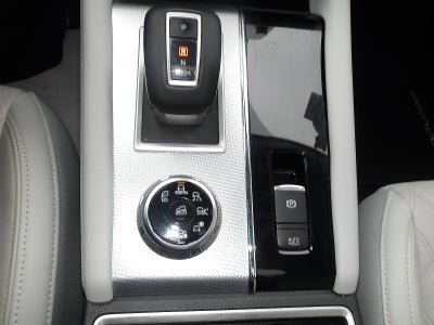 2023 Mitsubishi Outlander Base