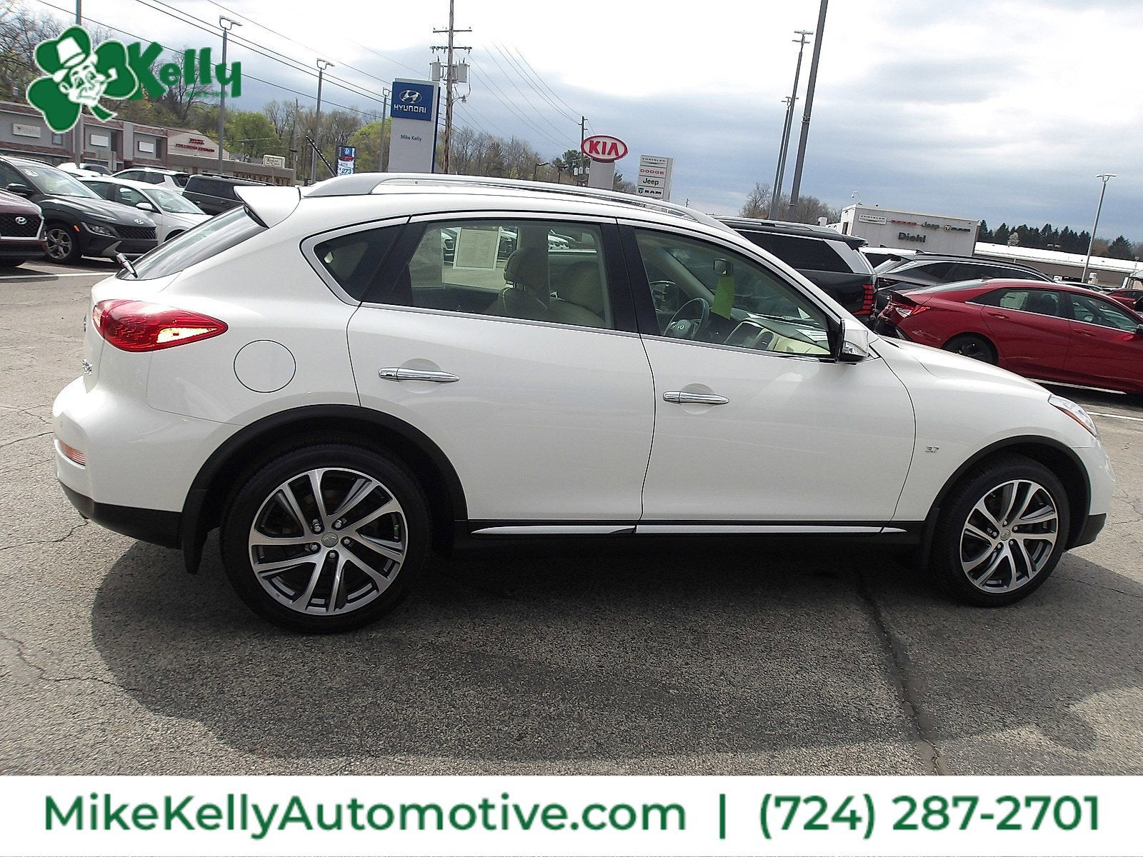 2017 INFINITI QX50 Base