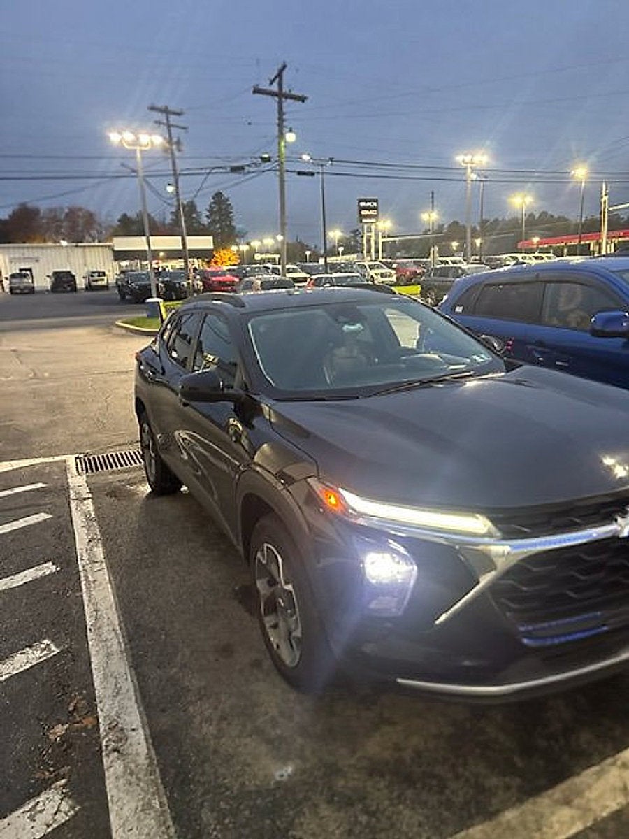 2024 Chevrolet Trax LT