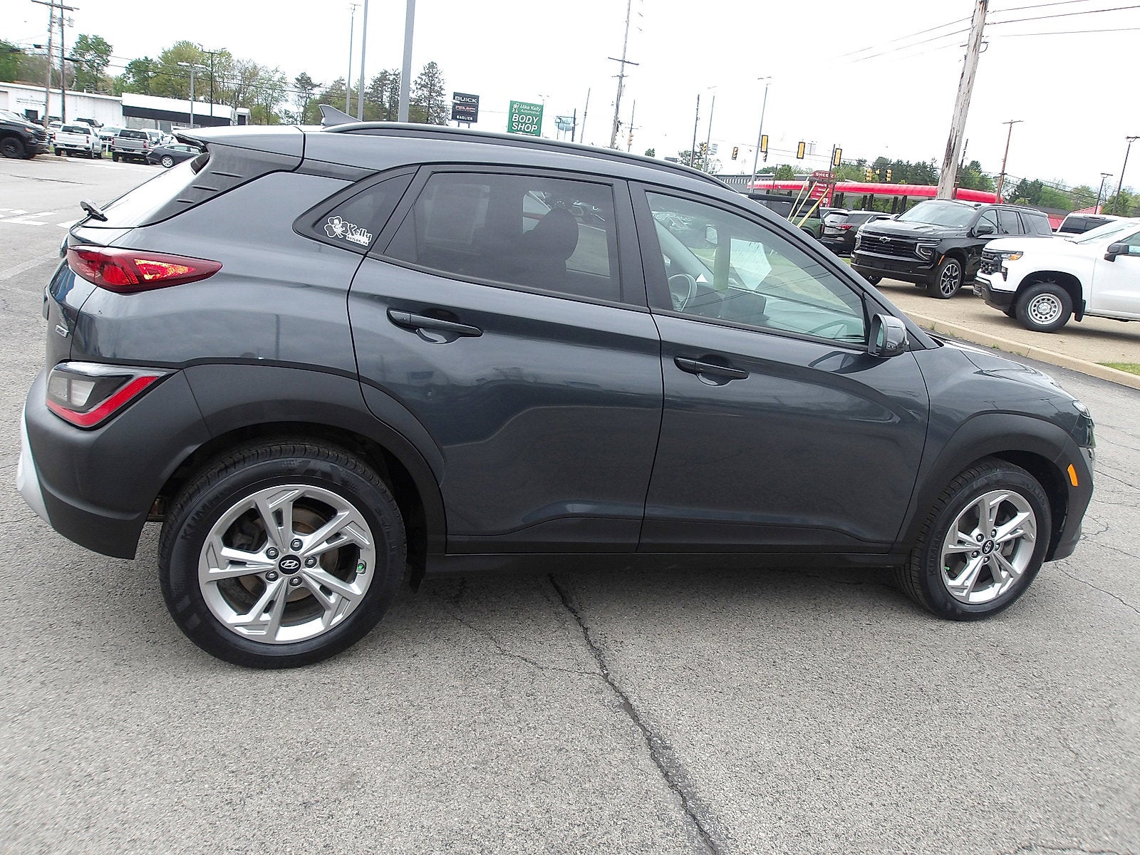 2022 Hyundai KONA SEL