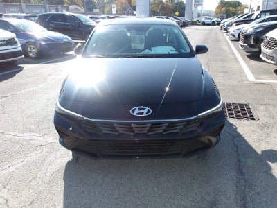 2026 Hyundai ELANTRA SE