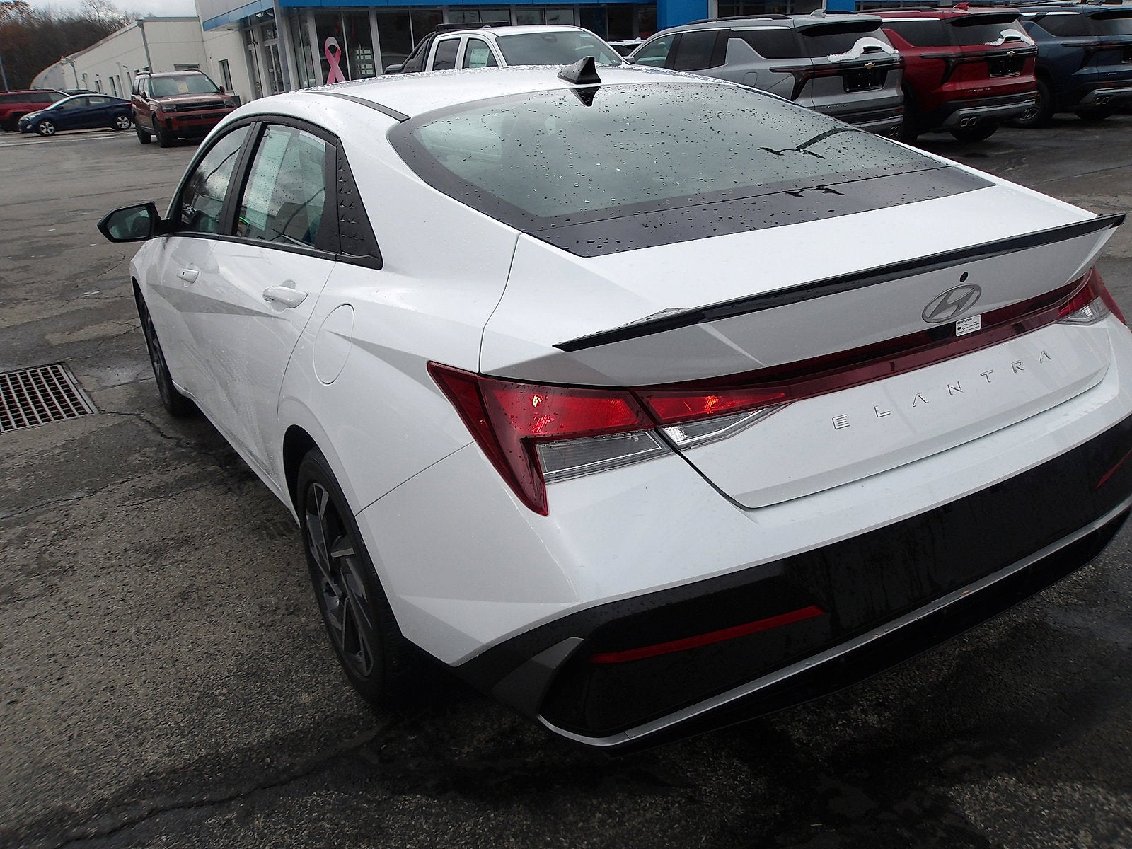 2025 Hyundai ELANTRA SEL Sport