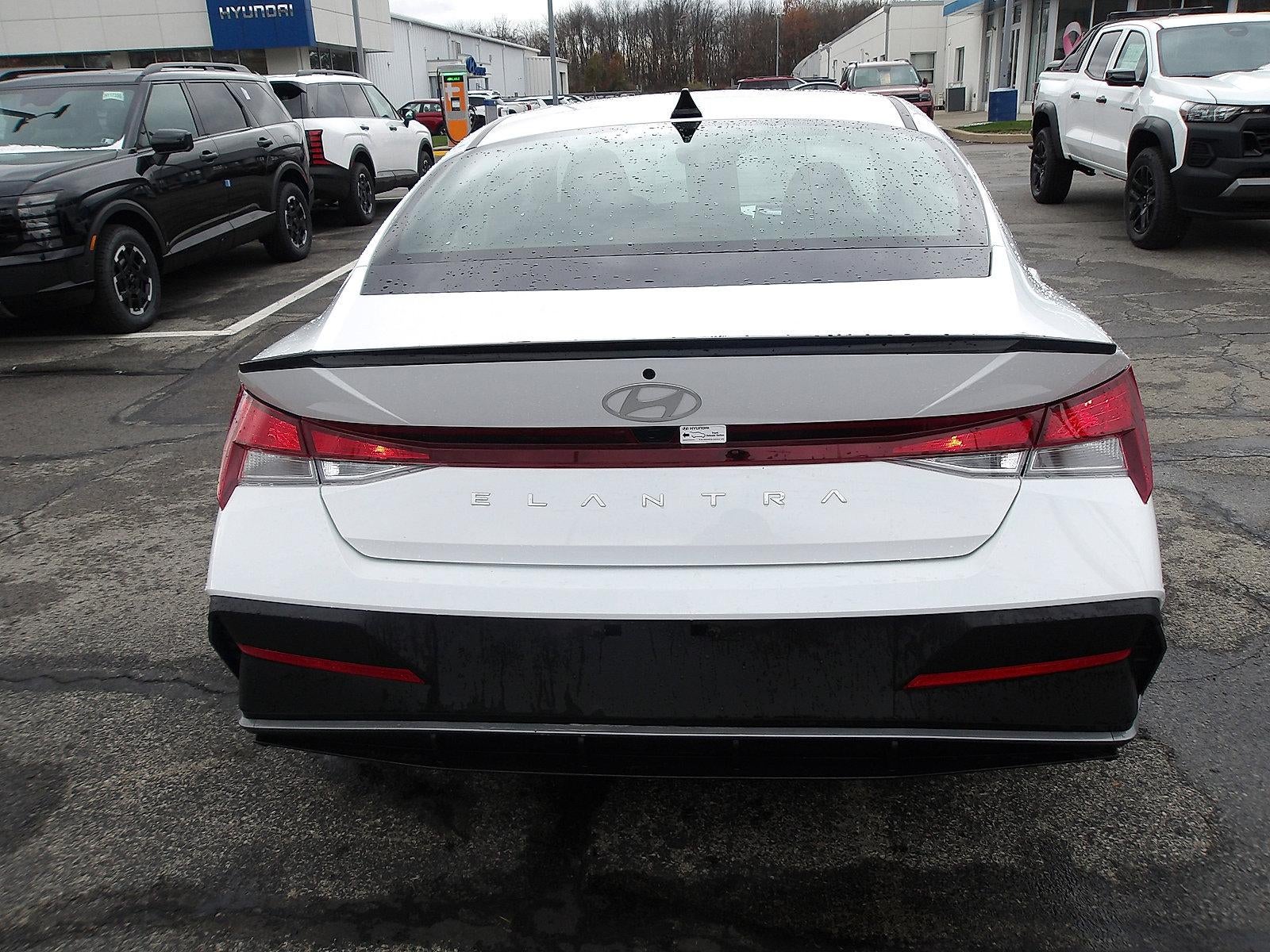 2025 Hyundai ELANTRA SEL Sport