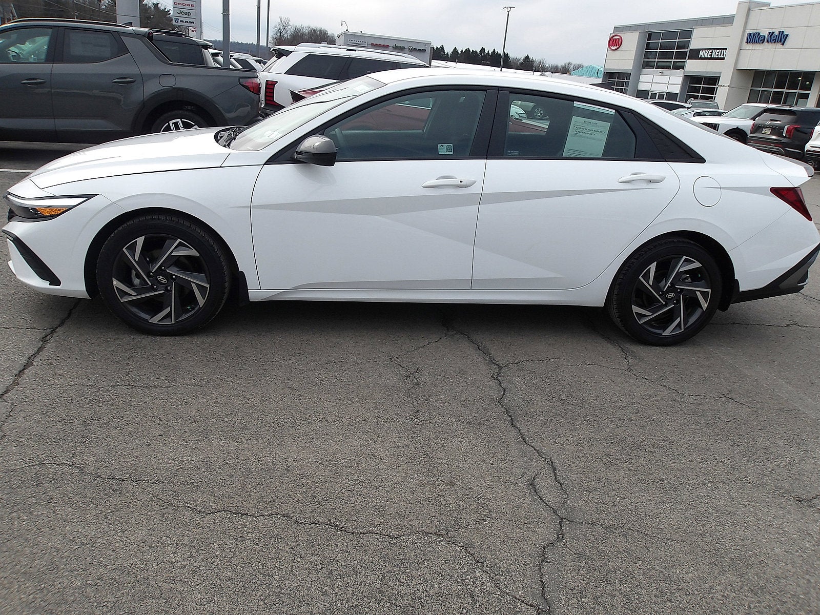 2025 Hyundai ELANTRA SEL Sport