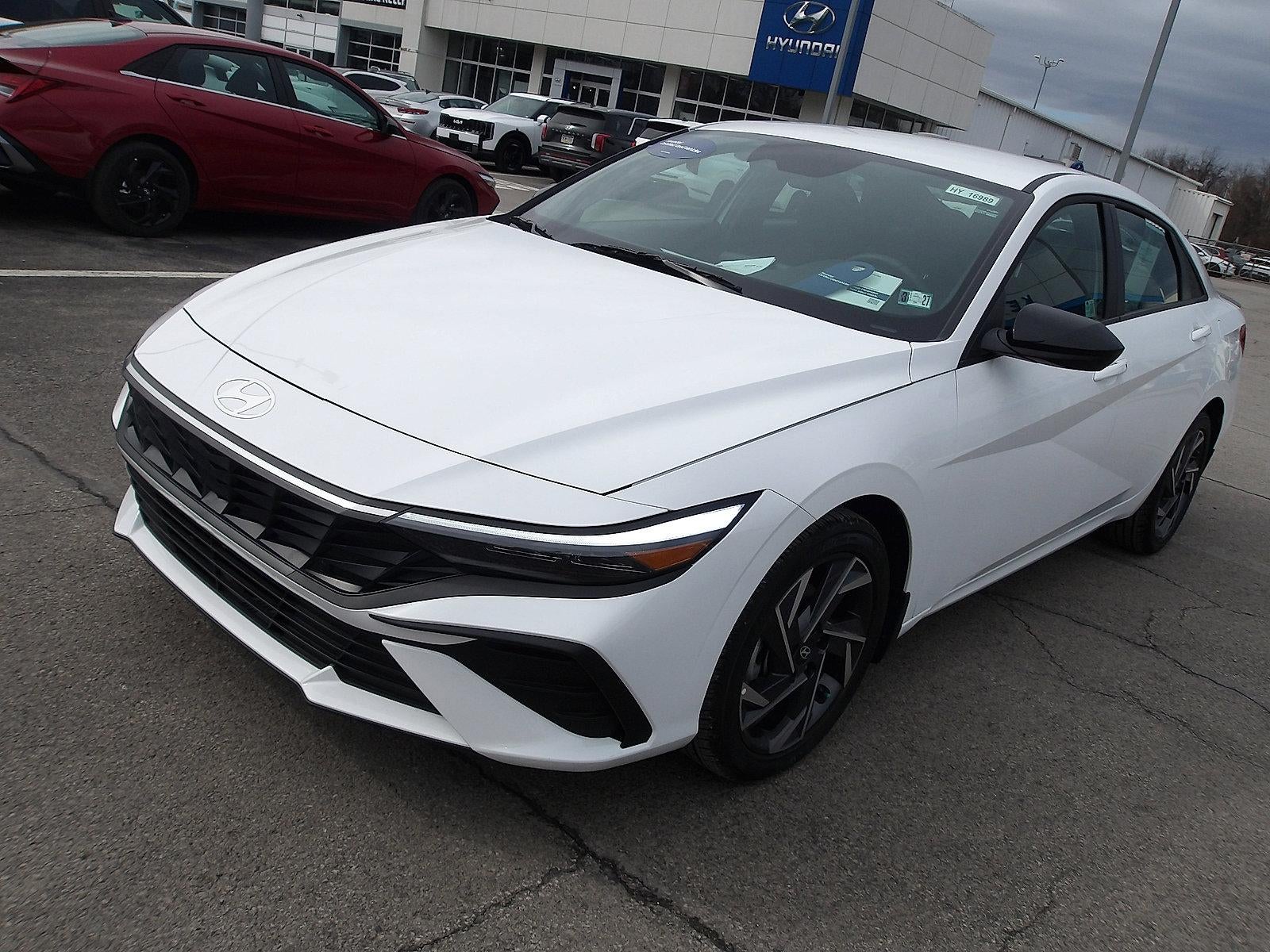 2025 Hyundai ELANTRA SEL Sport