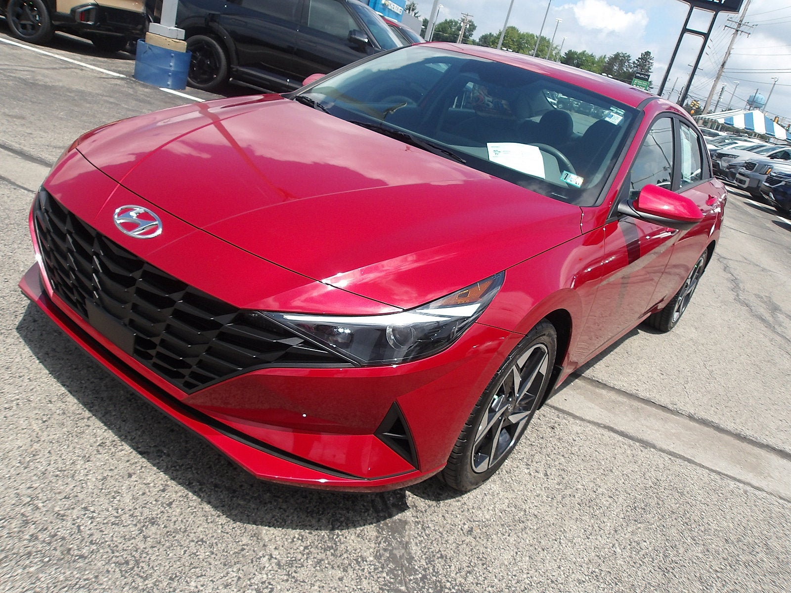 2023 Hyundai ELANTRA SEL