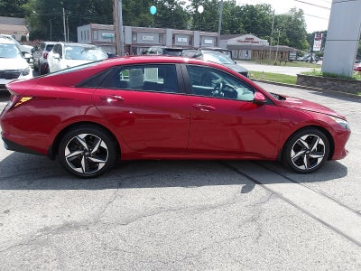 2023 Hyundai ELANTRA SEL