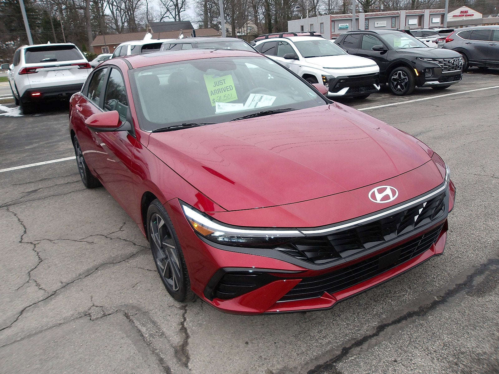 2024 Hyundai ELANTRA SEL