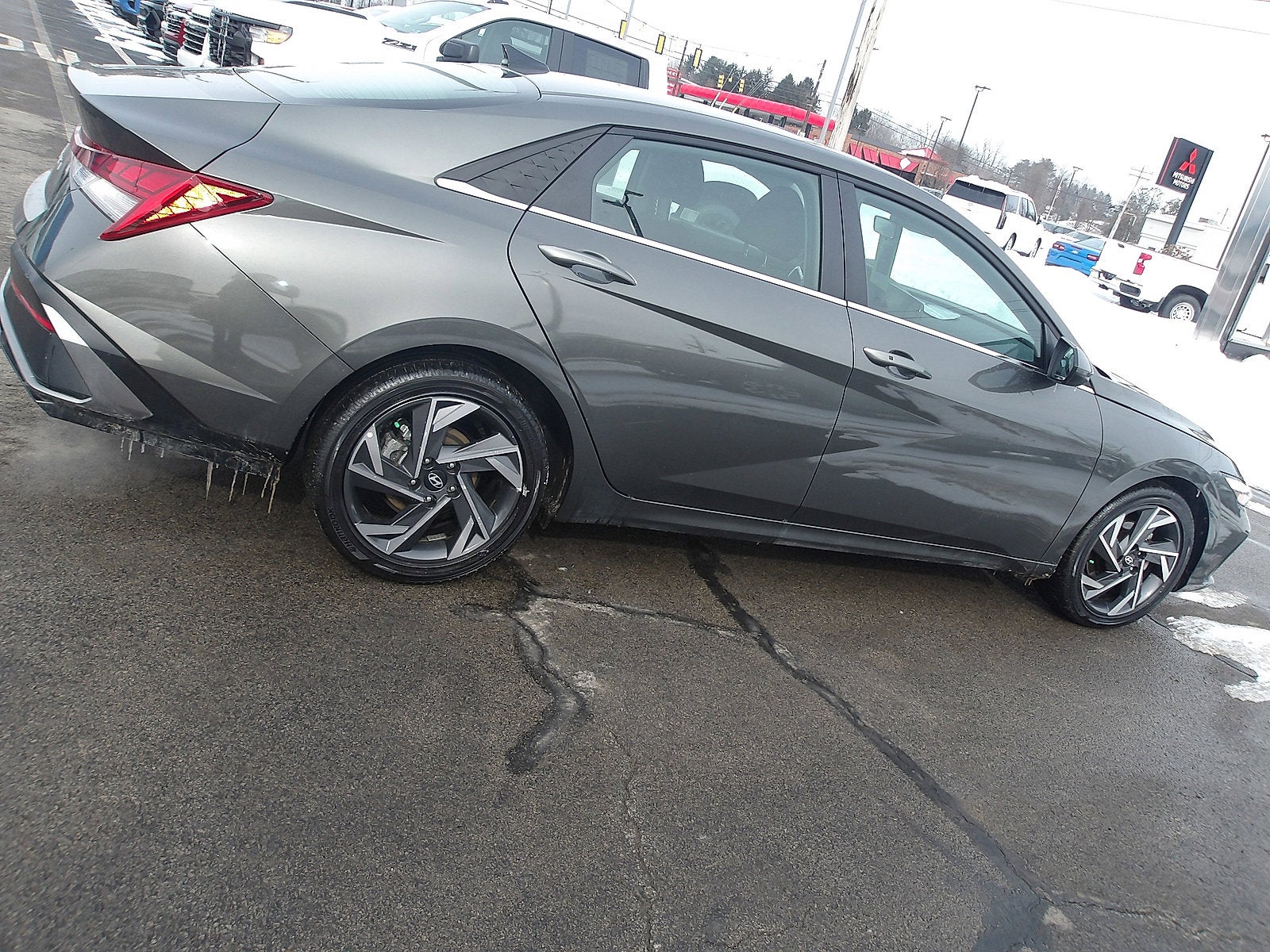 2025 Hyundai ELANTRA SEL Convenience