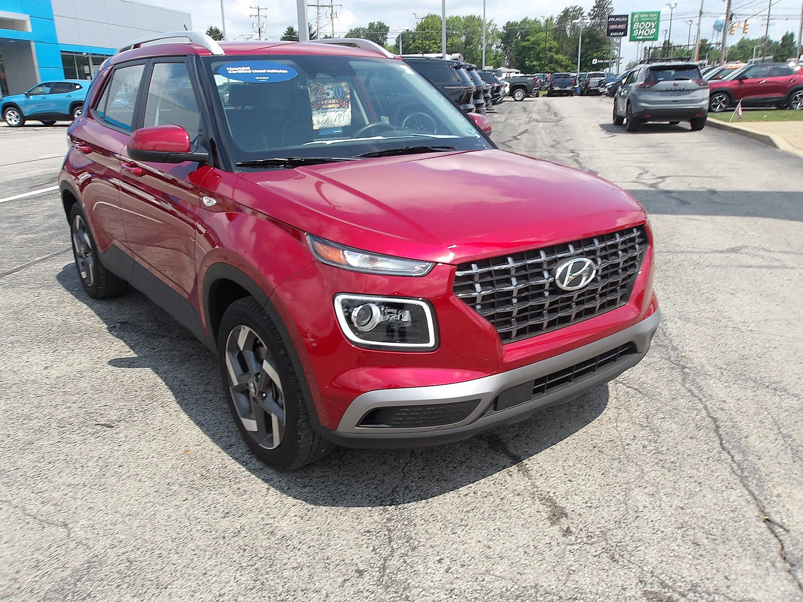 2025 Hyundai VENUE Limited