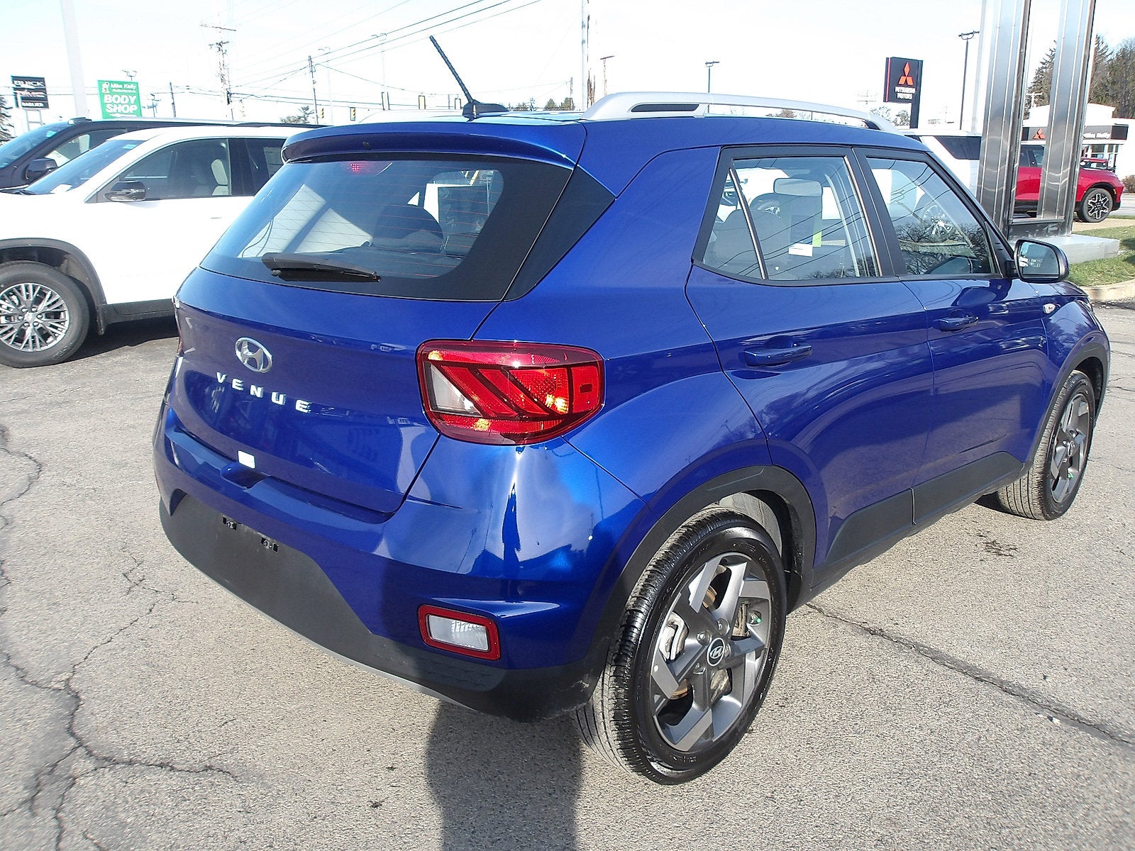 2025 Hyundai VENUE SEL