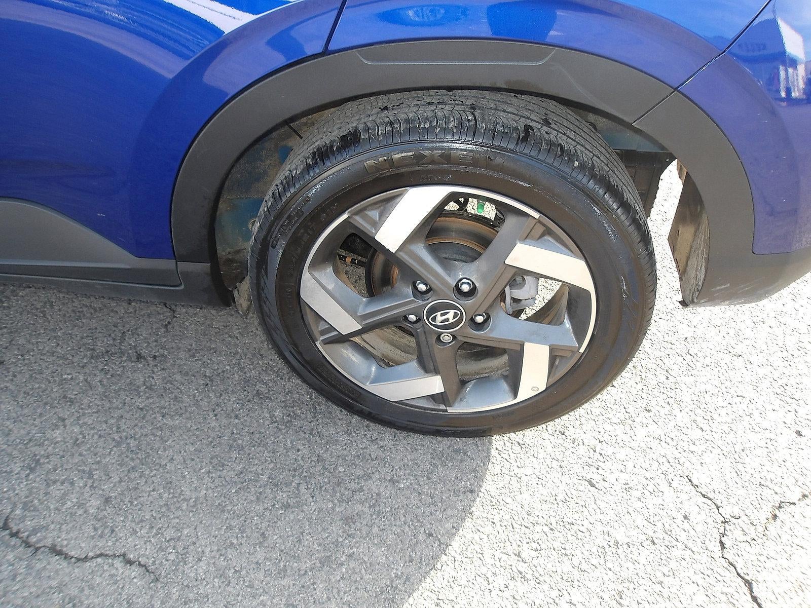 2025 Hyundai VENUE SEL