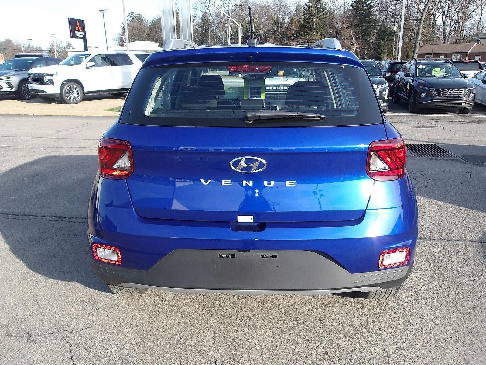 2025 Hyundai VENUE SEL