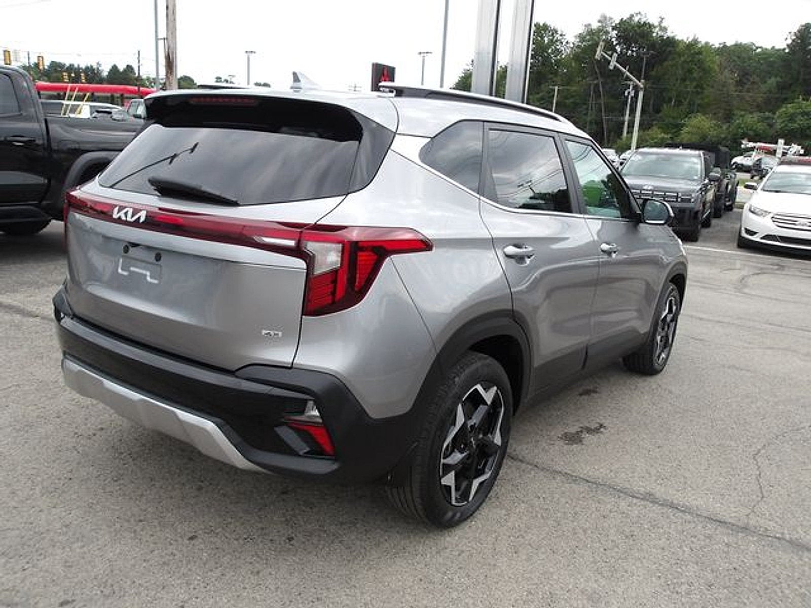 2024 Kia Seltos EX