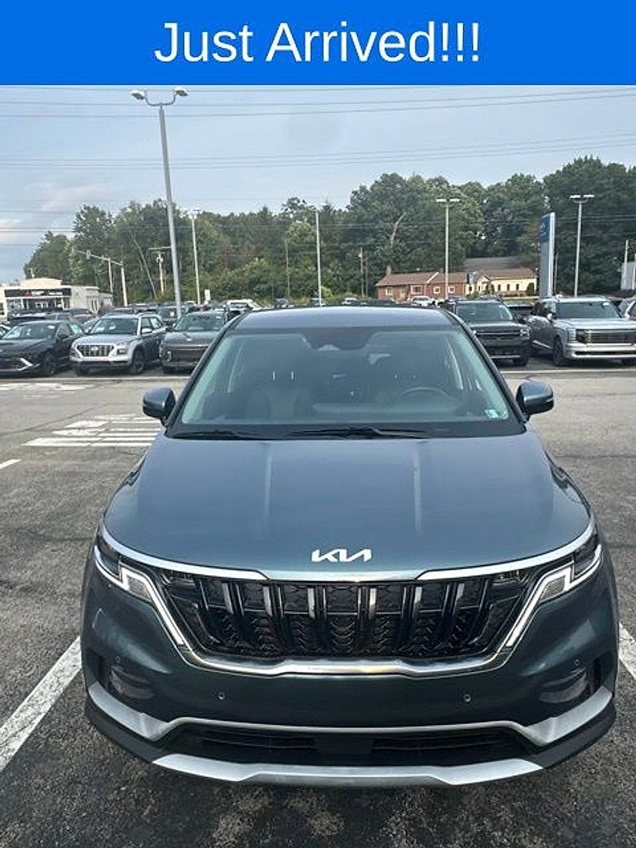 2024 Kia Carnival EX