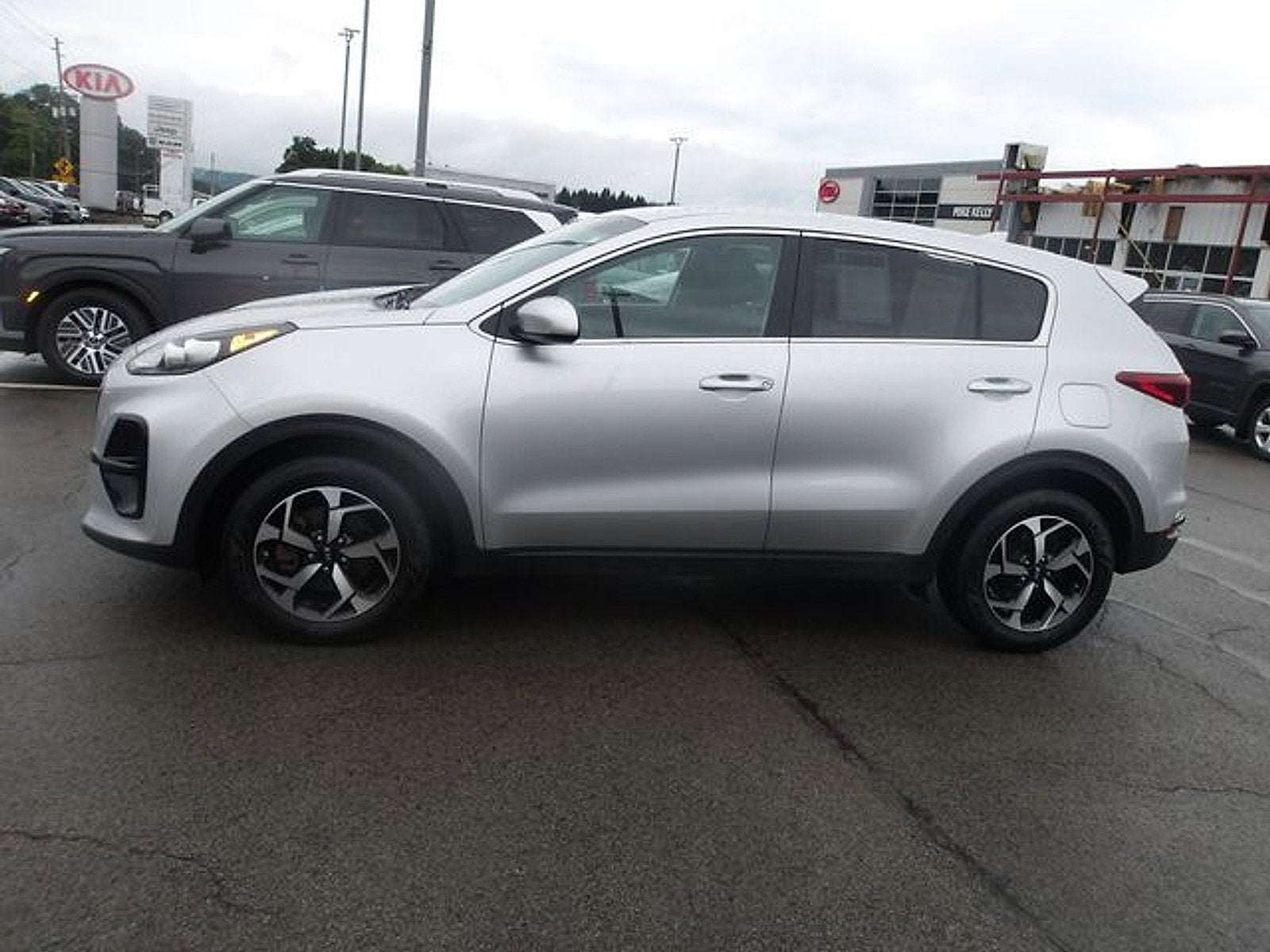 2022 Kia Sportage LX