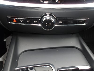 2020 Volvo V60 Cross Country Base